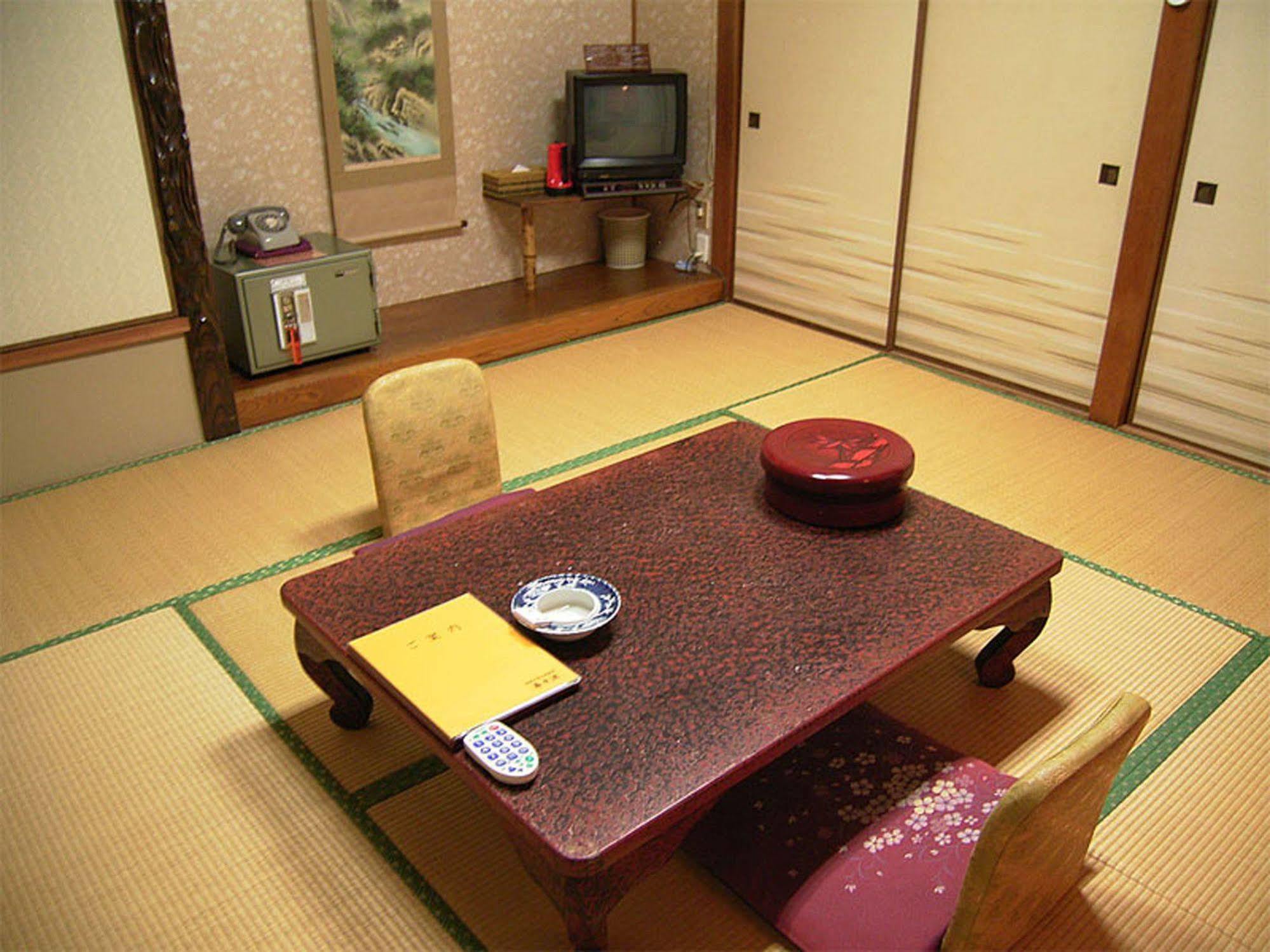 Toushijima Onsen Suzunami Тоба Екстер'єр фото